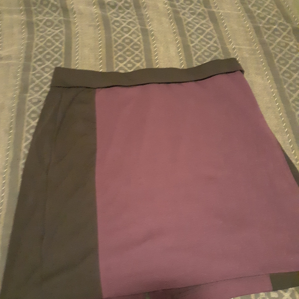 Skirt - Picture 2 of 2